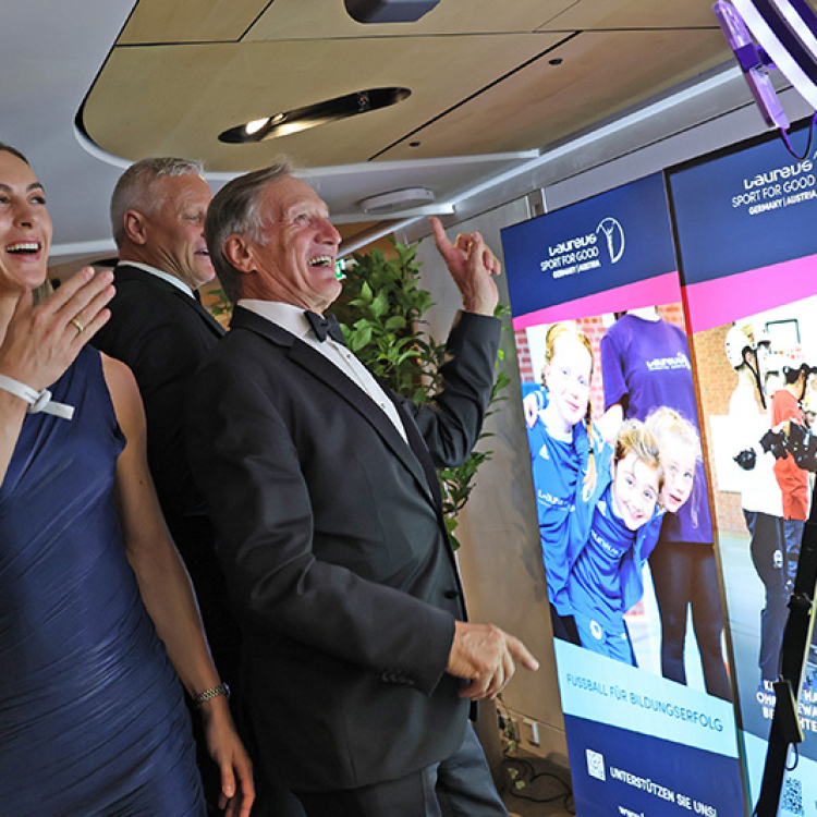 Sportpresseball 25