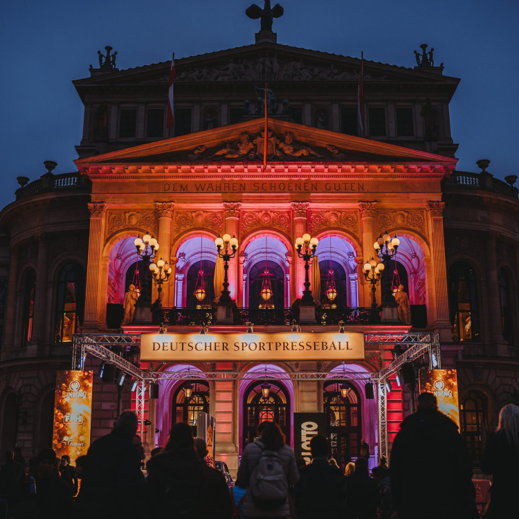 Sportpresseball24_06